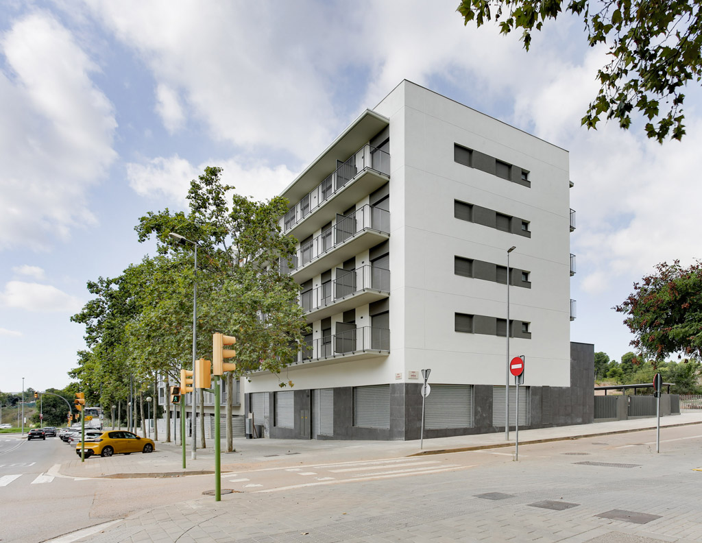 Grupo-SALAS-local-comercial-Can-Llong-Sabadell-(8)